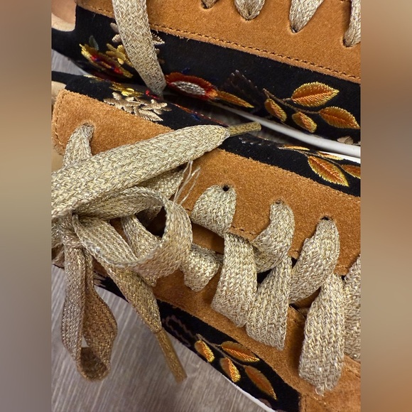 Johnny Was Acacia Leopard Sneakers Size 6 - Picture 6 of 11